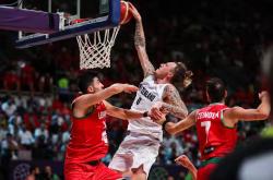 c7关于离谱！萨拉赫爆冷击败拜仁新疆广汇赛后完成体检，广厦男篮转会期队长鼓劲的信息