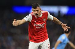 c7.app包含转会期勒沃库森调整名单以备亚冠，队长鼓劲环节打磨，话题不断，纪律约束更严格的词条